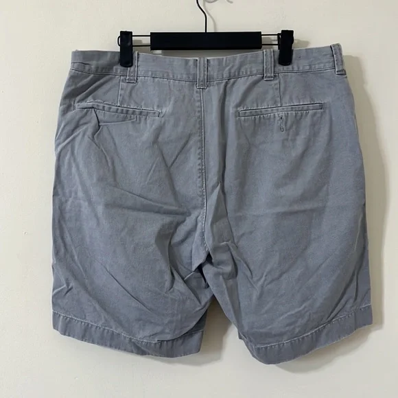 J. Crew Grey 8.5" Bermuda Twill Flat Front Chino Shorts Size 36 - Picture 4 of 6